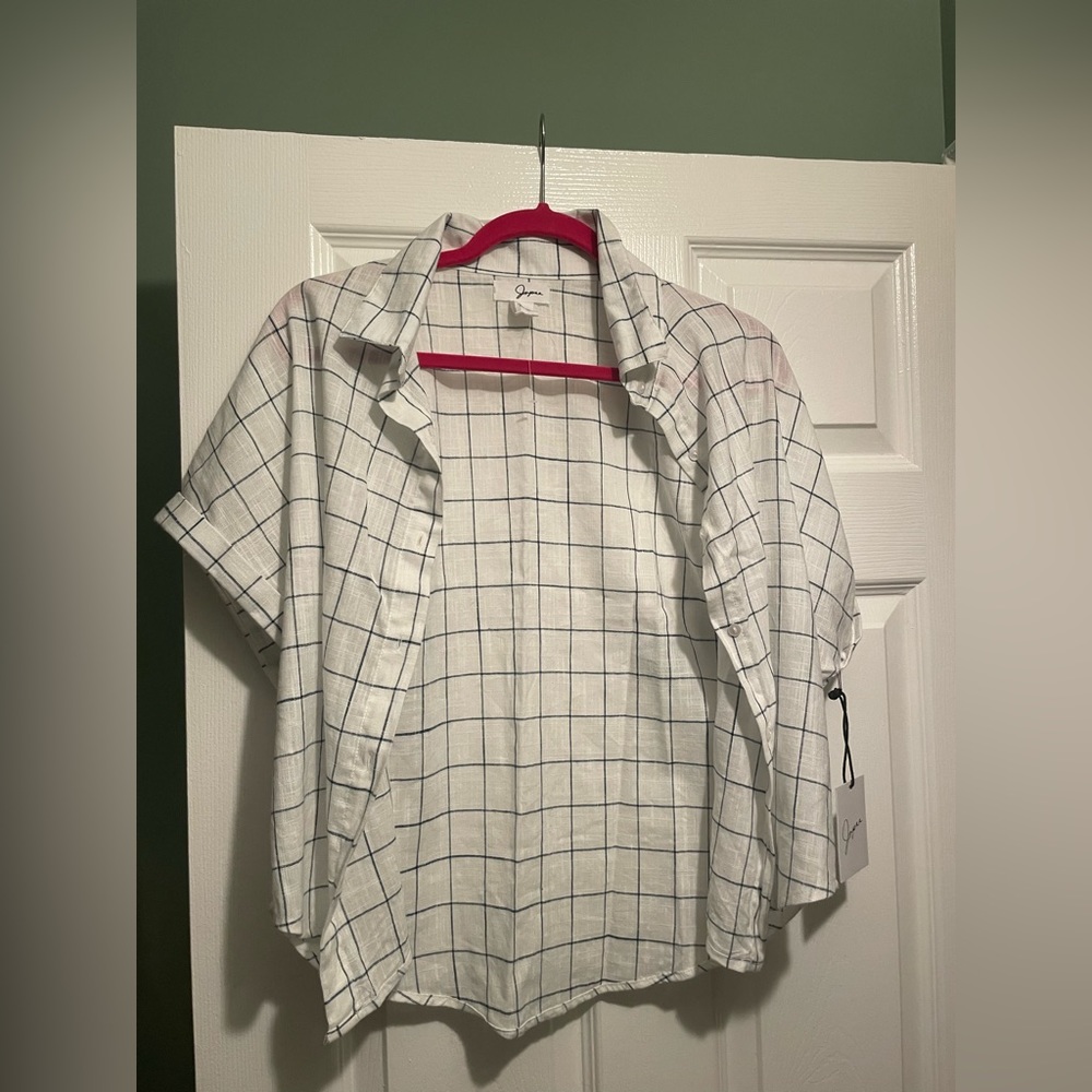 Short sleeve button down with navy blue checkered pattern